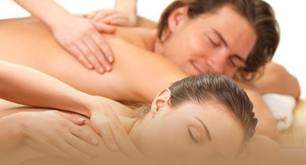 Mobile Couples Massage by Licensed Massage Therapist professionals A Magic Touch Mobile Massage Los Angeles https://mobile-massage-losangeles.com/
